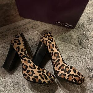 ❤️Me Too Large Print Jagu material pumps